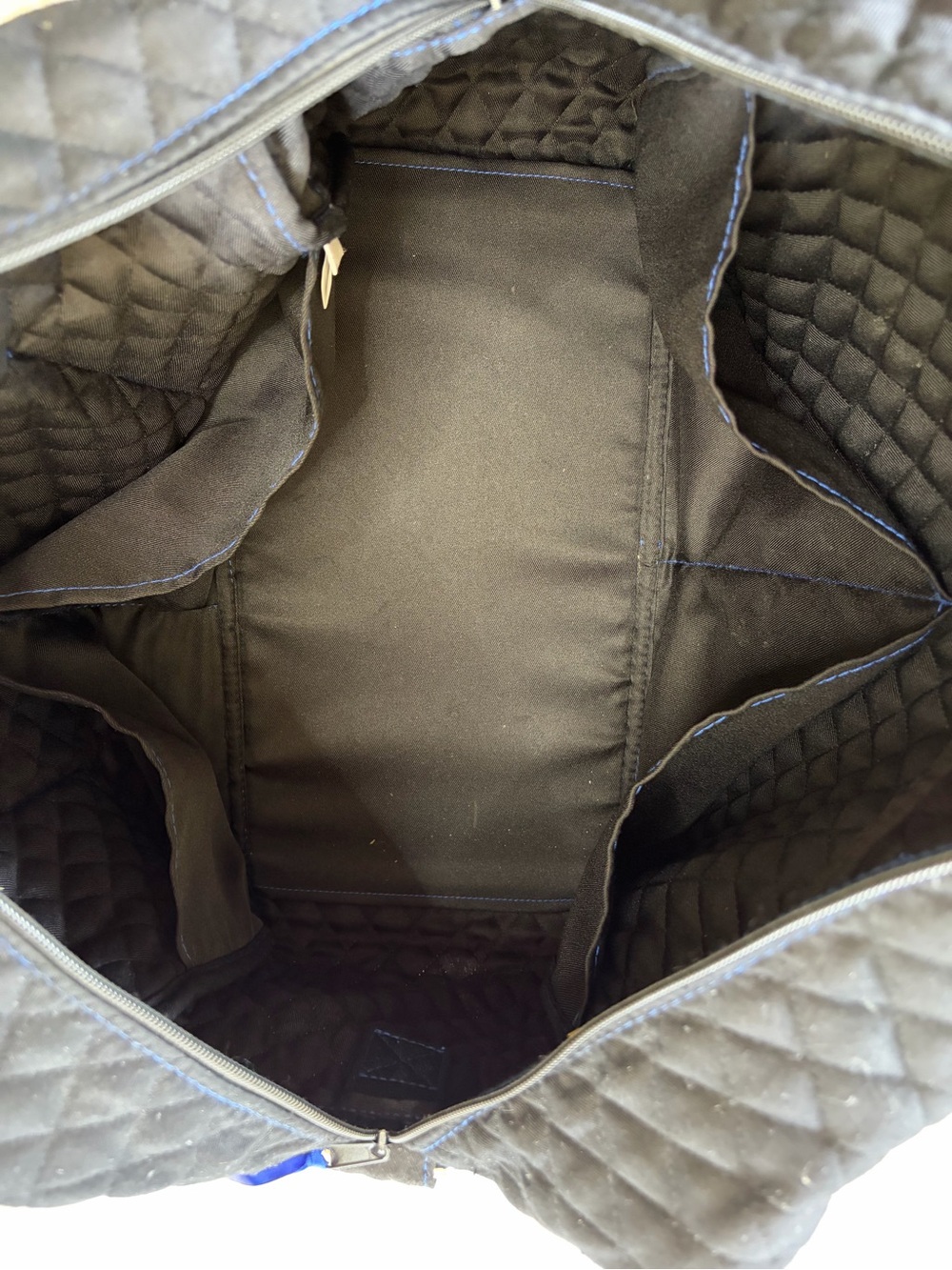 ‼️SOLD‼️ Disney "Relive the Magic" Quilted Weekender Tote Bag - Picture 6 of 16